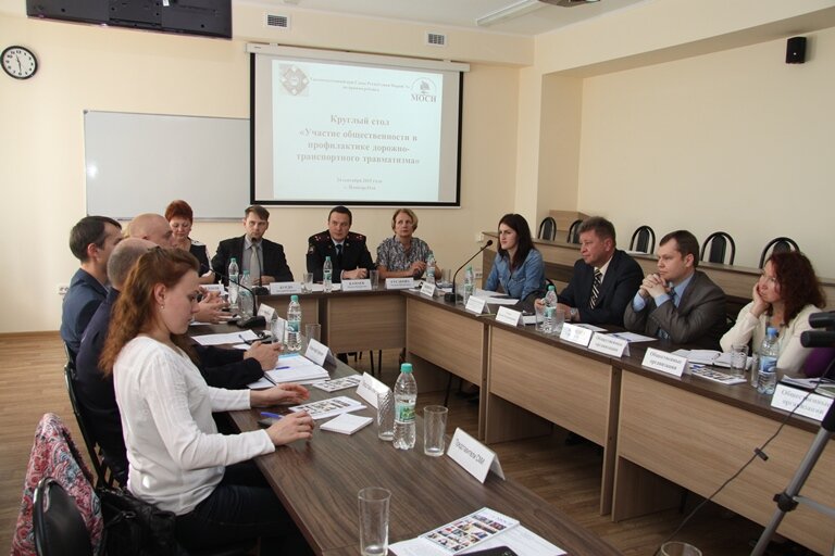 Уполномоченный по правам ребенка в Марий Эл инициировал общественное обсуждение проблем дорожной безопасности