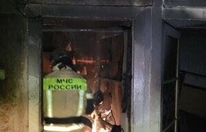 15 человек эвакуировали огнеборцы из-за пожара в 5-этажке Йошкар-Олы